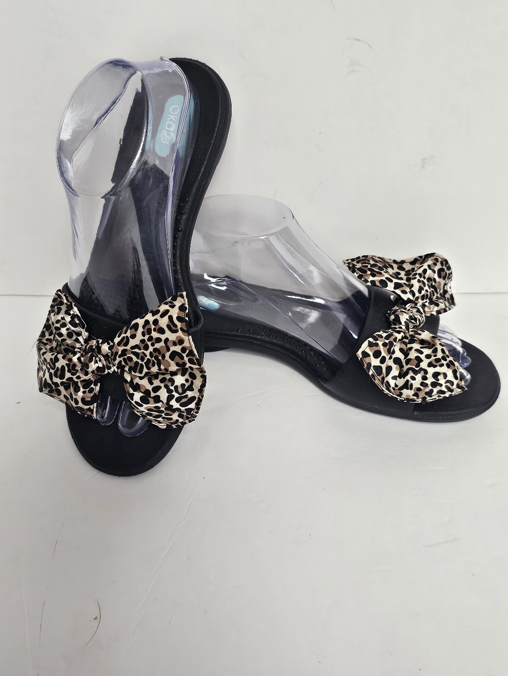 OKA-B Madison Flip Flop Slide Sandals Copper Leopard Bow Women’s Size ML (8/9)